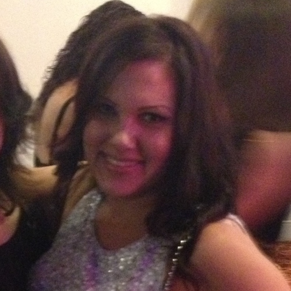 Meet your Posher, Corie